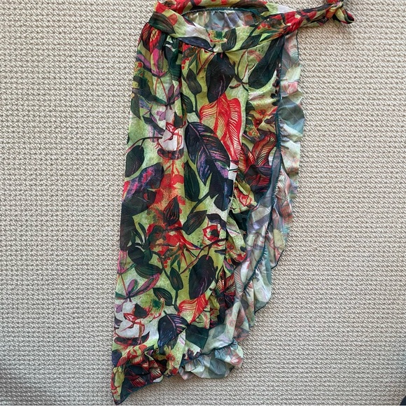 Shein 3-Piece Floral Bikini Set Size XS - Picture 9 of 9